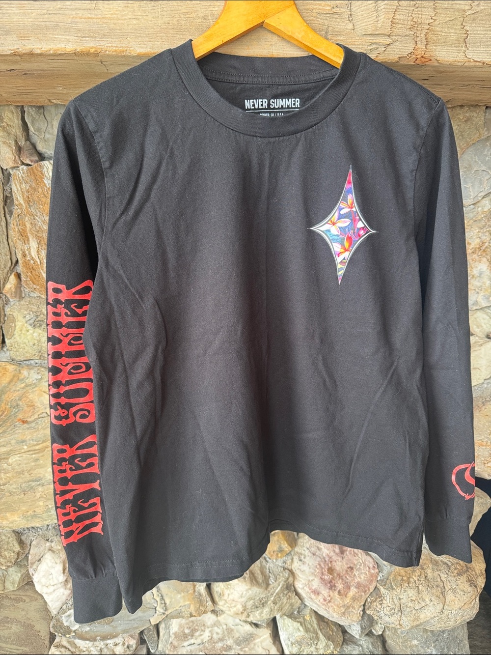 Never Summer Black Long Sleeve Graphic Tee with Colorful Star